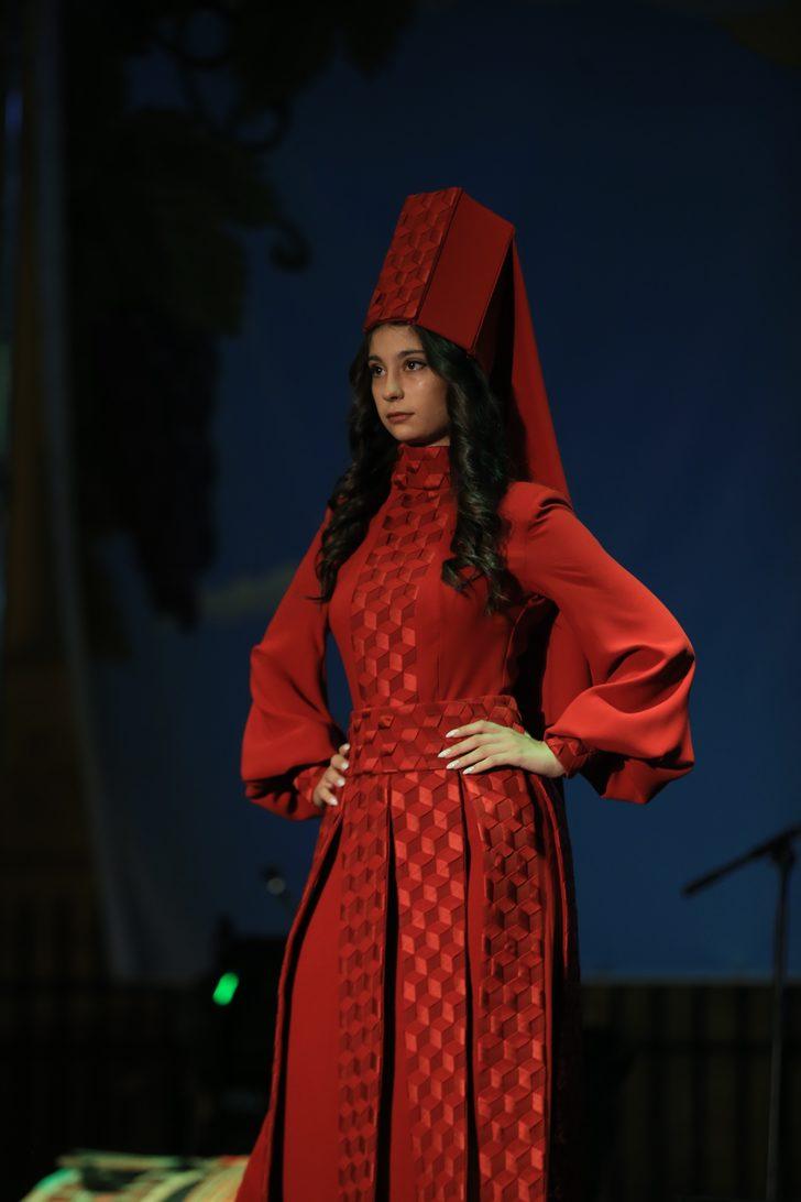 Kırklareli'nde "Türk Kırmızısı Ay Beyazı" defilesi gerçekleştirildi G2