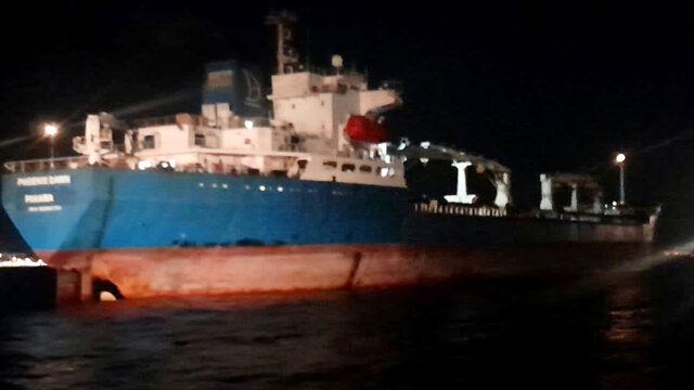 Çanakkale Boğazı'nda hareketli dakikalar! Devasa yük gemisi arıza yaptı, ekipler teyakkuza geçti
