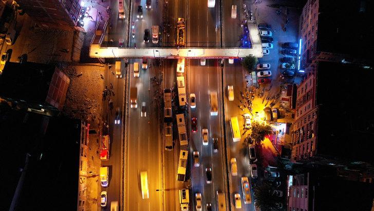 GÜNCELLEME 3 - Avcılar'da metrobüsler çarpıştı G2