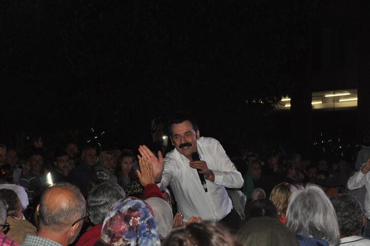 Coşkun Sabah Bolu'da konser verdi G4