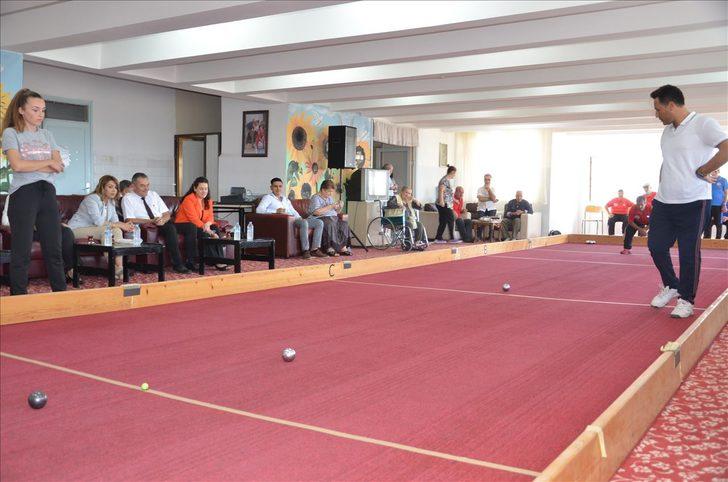 70'lik delikanlılar Edirne'deki huzurevleri arası bocce müsabakalarında karşılaştı G1