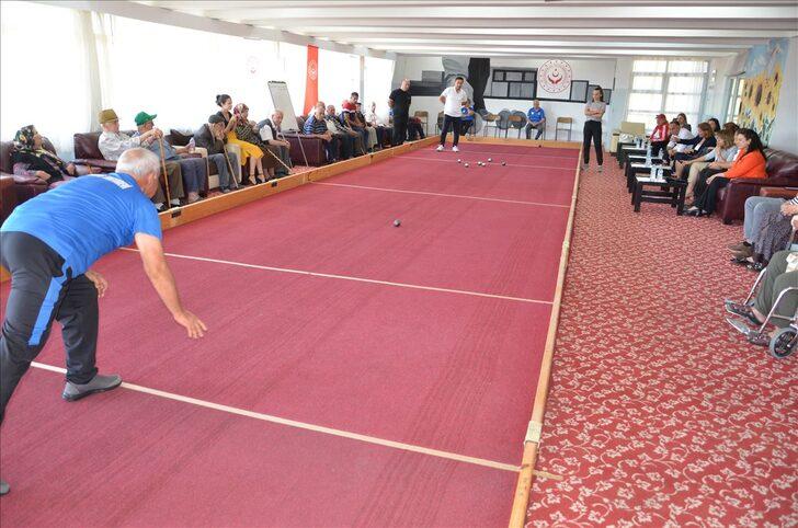 70'lik delikanlılar Edirne'deki huzurevleri arası bocce müsabakalarında karşılaştı G2