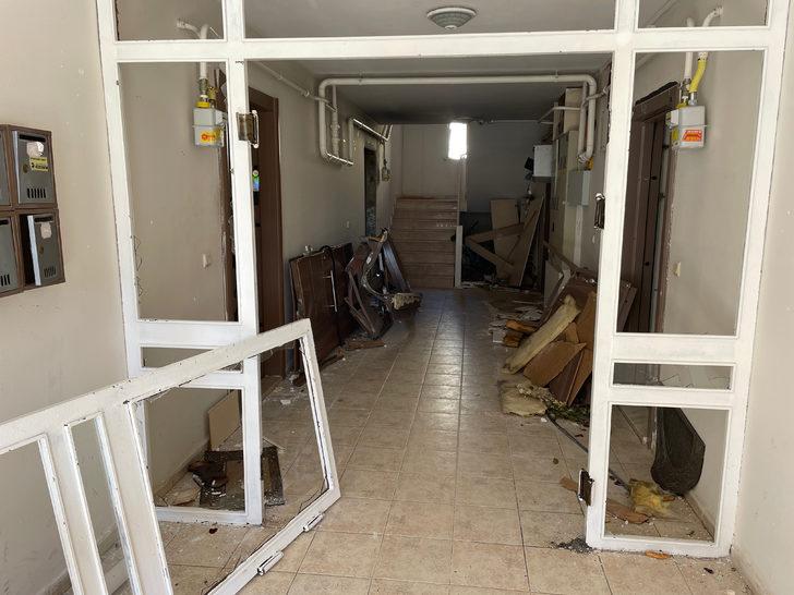 Kocaeli'de apartman dairesinde doğal gaz patlaması nedeniyle 1 kişi yaralandı G4