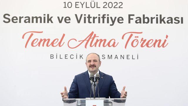 Bakan Dönmez, Bilecik'te seramik fabrikasının temel atma töreninde konuştu: