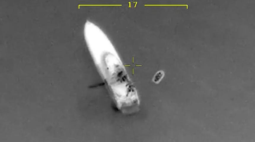 MSB duyurdu, Yunanistan'ın skandalı ortaya çıktı! Göçmenleri lastik bota bindirip böyle itmişler