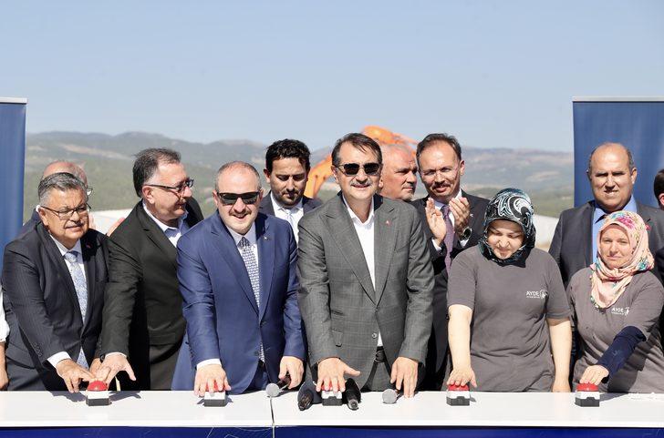 Bakan Dönmez, Bilecik'teki seramik fabrikası temel atma töreninde konuştu: G5