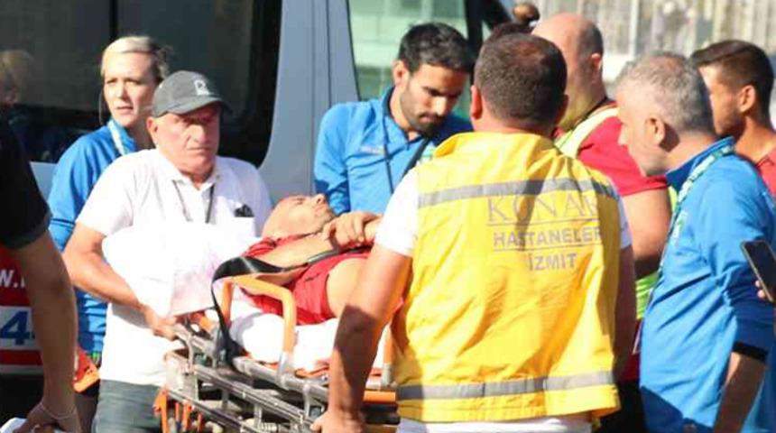 Maçta dili boğazına kaçan oyuncu, ölümden döndü!