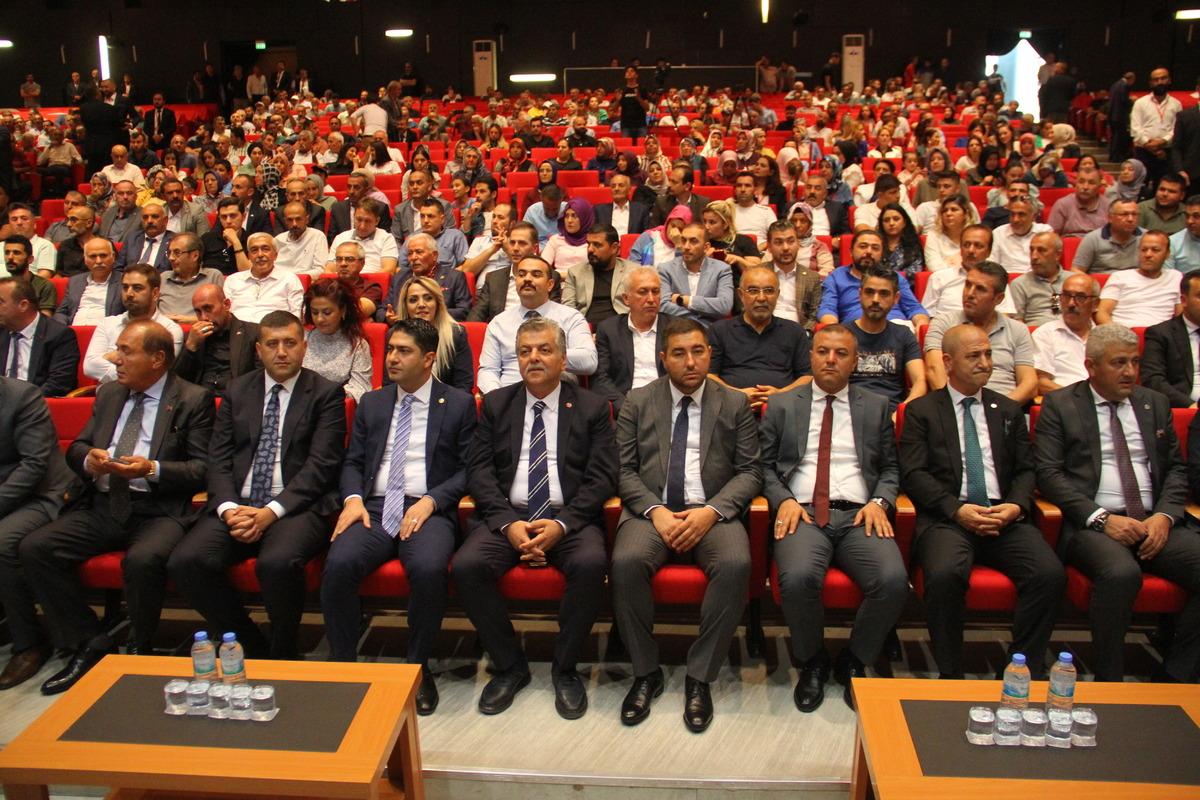 MHP'li &Ouml;zdemir'den İzmir B&uuml;y&uuml;kşehir Belediye Başkanı Soyer'e tepki: