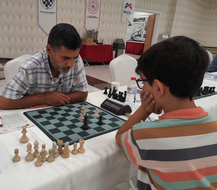 Mersin Büyükşehir Belediyesi 6. Uluslararası Satranç Turnuvası sona erdi G3