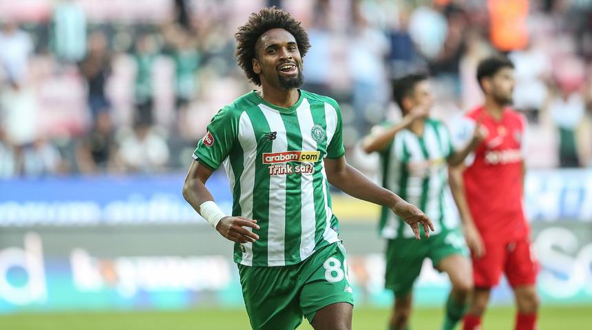 Konyaspor durdurulamıyor! Hatayspor'u da yenerek maç fazlasıyla lider oldular...