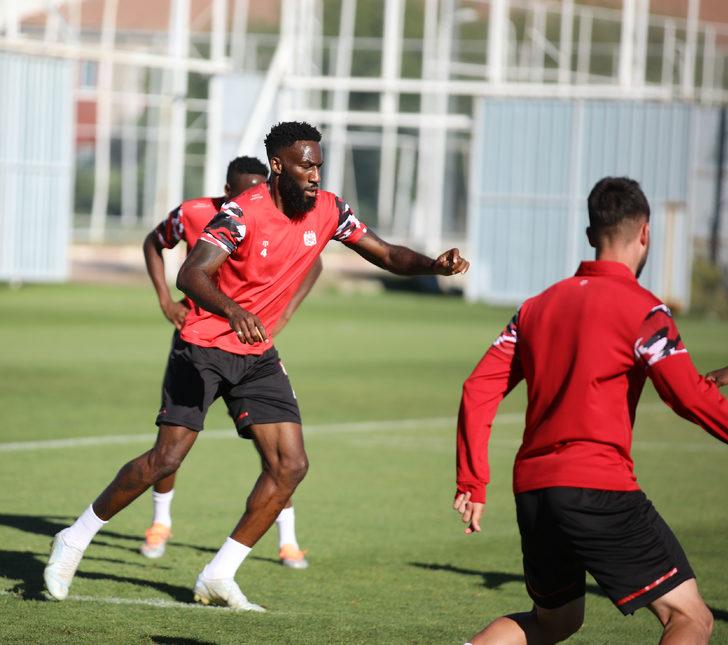 Sivasspor, İstanbulspor maçının hazırlıklarını tamamladı G4
