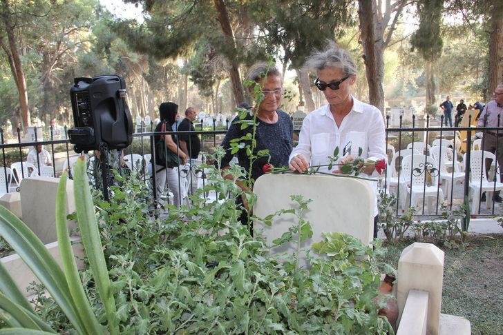 Merhum Vali Recep Yazıcıoğlu Aydın'daki kabri başında anıldı G3