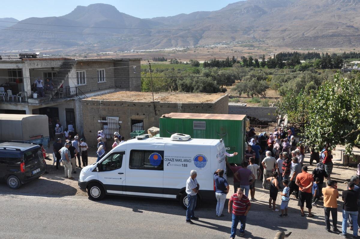 G&Uuml;NCELLEME 2 - Mersin'de boşanma aşamasındaki eşinin tabancayla vurduğu kadın &ouml;ld&uuml;