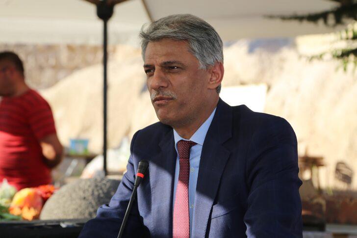 Kapadokya'da "Konuş benimle dünya" sergisi açıldı G3