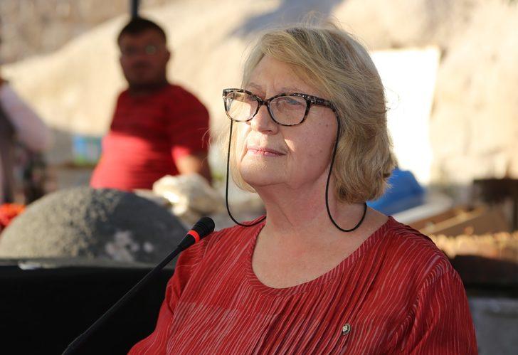 Kapadokya'da "Konuş benimle dünya" sergisi açıldı G5