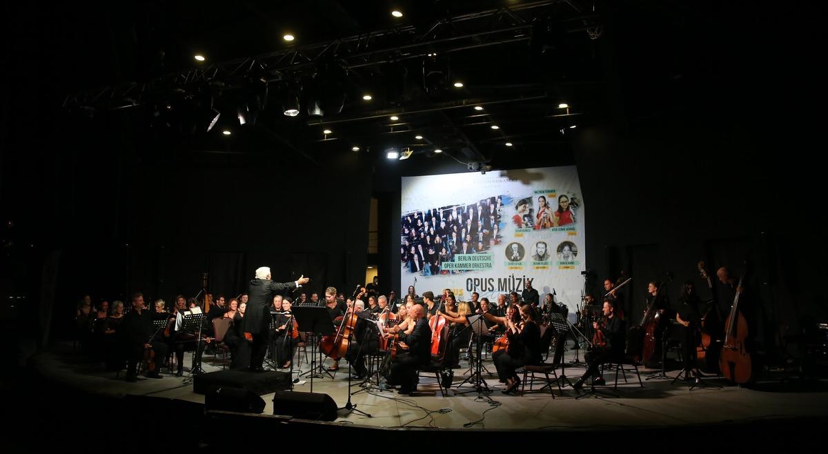 Bodrum'da "Opus M&uuml;zik Festivali" kapsamında Alman Devlet Opera Oda Orkestrası konser verdi