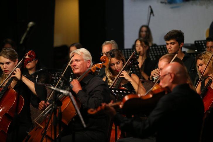 Bodrum'da "Opus Müzik Festivali" kapsamında Alman Devlet Opera Oda Orkestrası konser verdi G3