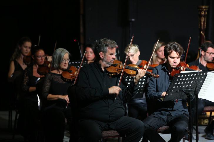 Bodrum'da "Opus Müzik Festivali" kapsamında Alman Devlet Opera Oda Orkestrası konser verdi G4