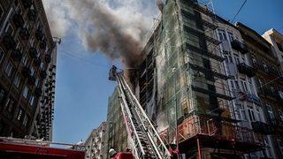 Son dakika! Sirkeci'de binada yangın