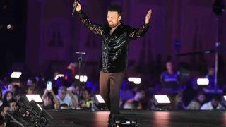 İzmir'de tarihe geçen konserin yankıları devam ediyor! Tarkan'dan dikkat çeken açıklama: Yasaksız, baskısız, yalansız...