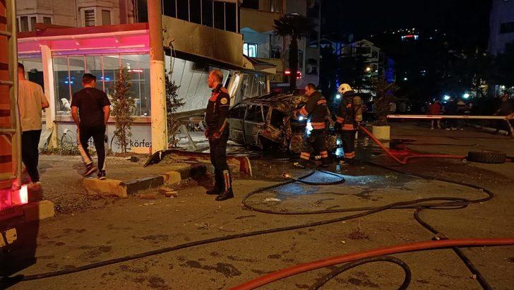 Trabzon'da kaza yapan otomobil yandı G2