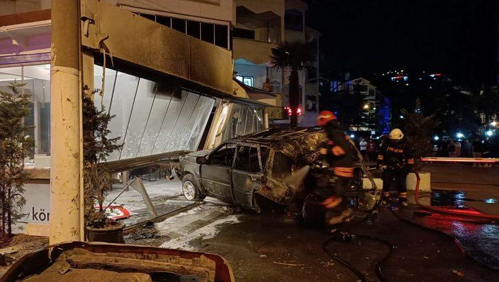 Trabzon'da kaza yapan otomobil yandı G3