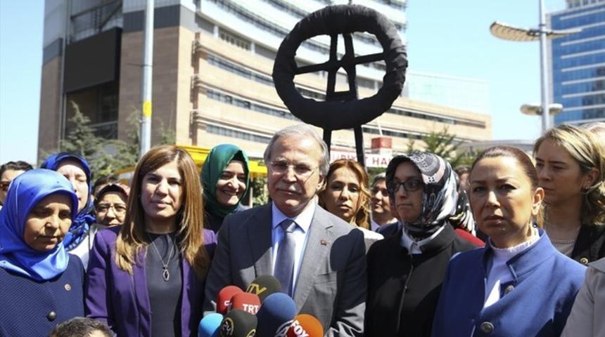 AK Parti’den CHP’ye siyah çelenk