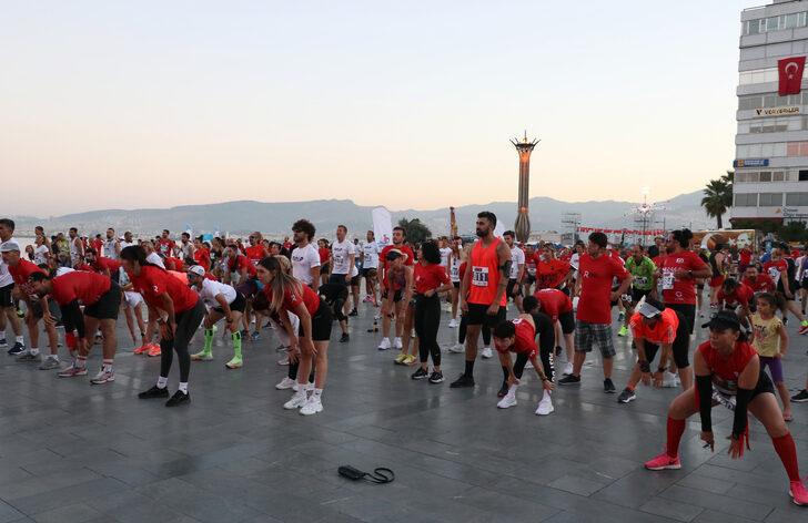 9 Eylül Uluslararası İzmir Yarı Maratonu başladı G2