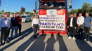 Kayseri'den Pakistan'daki sel bölgesine yardım