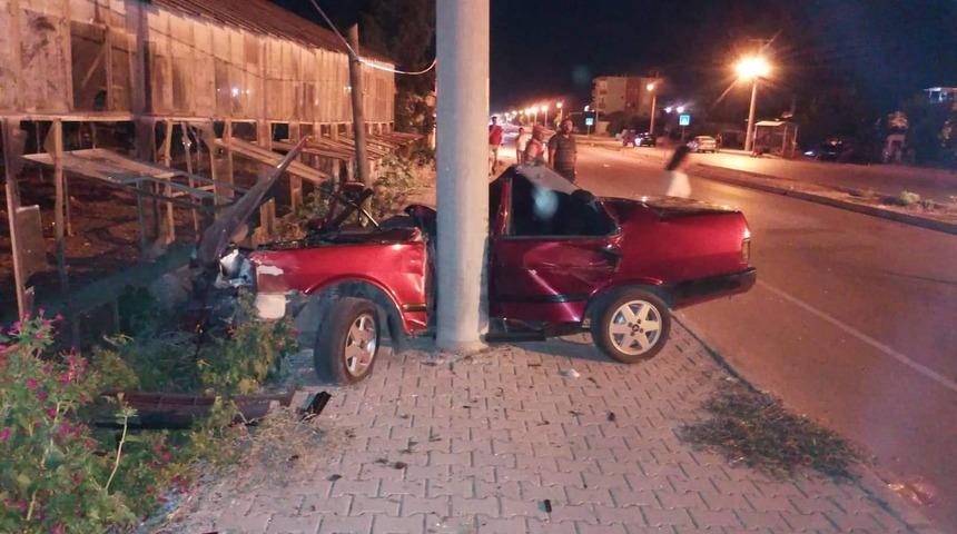 Antalya'da ciple otomobilin çarpıştığı kazada bir kişi öldü, 6 kişi yaralandı