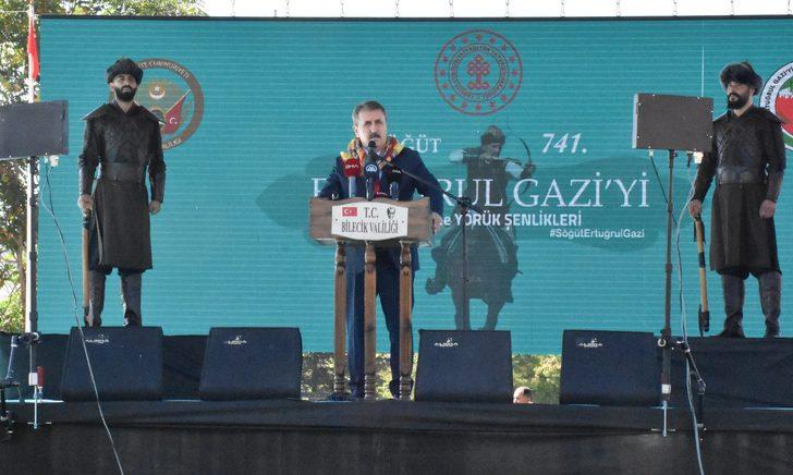 741. Söğüt Ertuğrul Gazi'yi Anma ve Yörük Şenlikleri gösteri uçuşuyla sona erdi G3