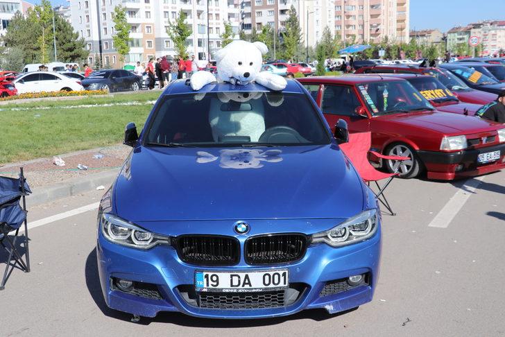 Modifiye araç tutkunları Sivas'ta buluştu G4