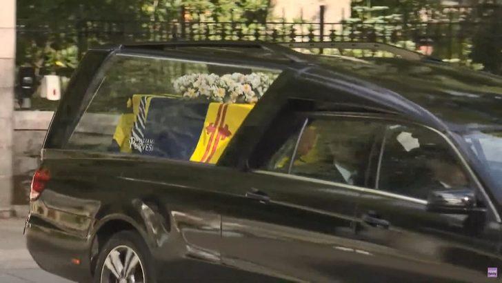 Kraliçe Elizabeth’in naaşı yola çıktı! 6 saat sürecek G3