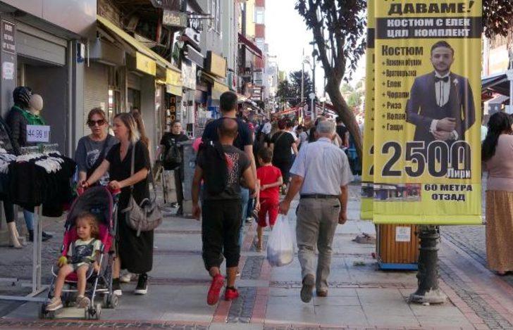 Bulgarlar bu kez okul alışverişi için geldiler! Edirne'de yine aynı görüntü G2