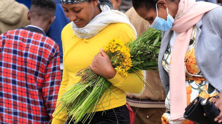 Etiyopya 2015 yılına yeni girdi! 7 yıl 8 ay geriden geliyorlar