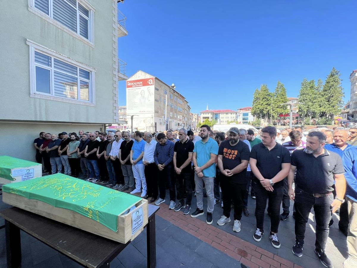 Ordu'da iki kardeş aynı g&uuml;n bir saat arayla vefat etti