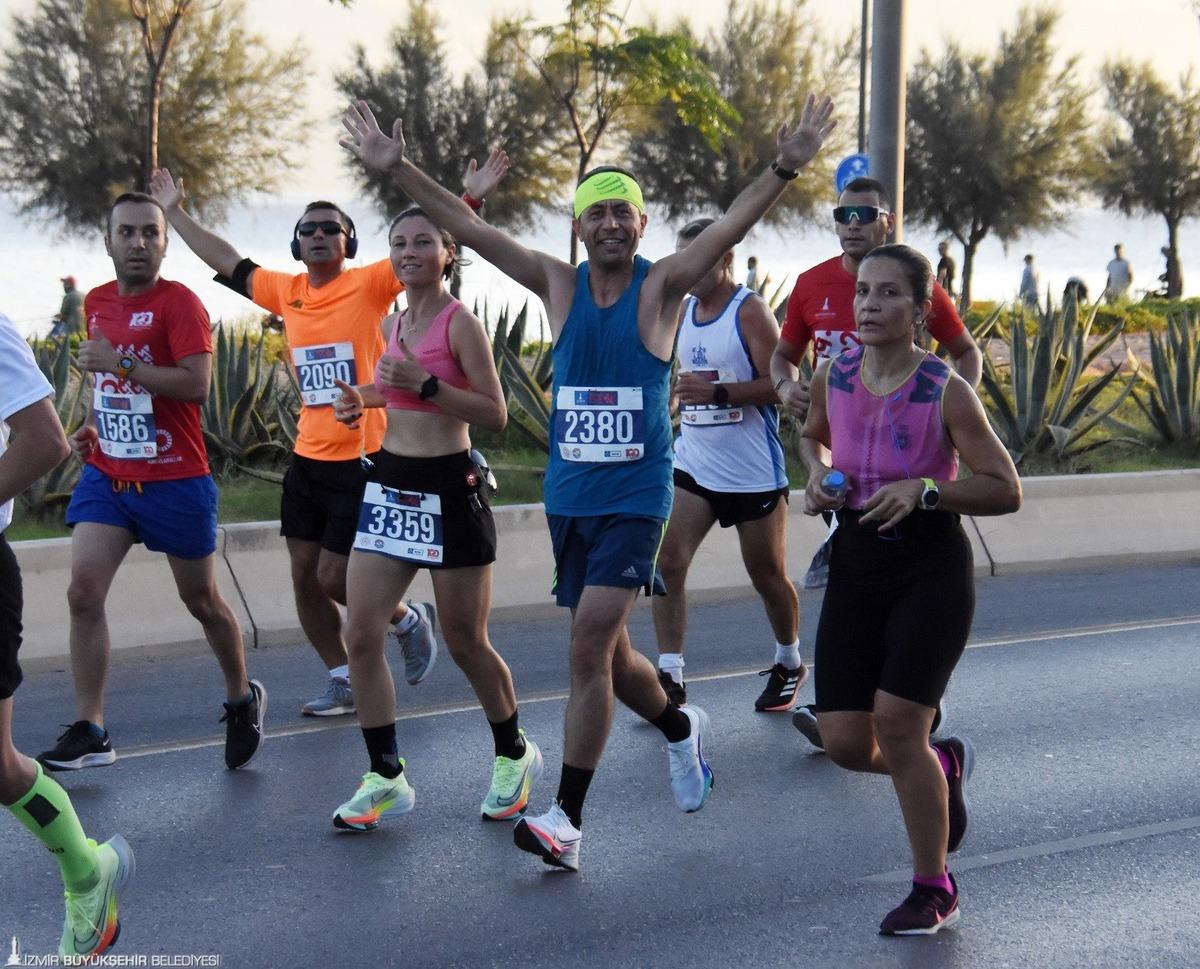9 Eyl&uuml;l Uluslararası İzmir Yarı Maratonu sona erdi