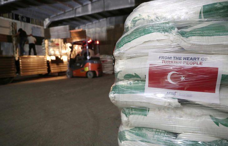 Mardin'den Pakistan'daki sel bölgesine 80 ton gıda yardımı G1