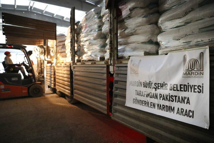 Mardin'den Pakistan'daki sel bölgesine 80 ton gıda yardımı G2