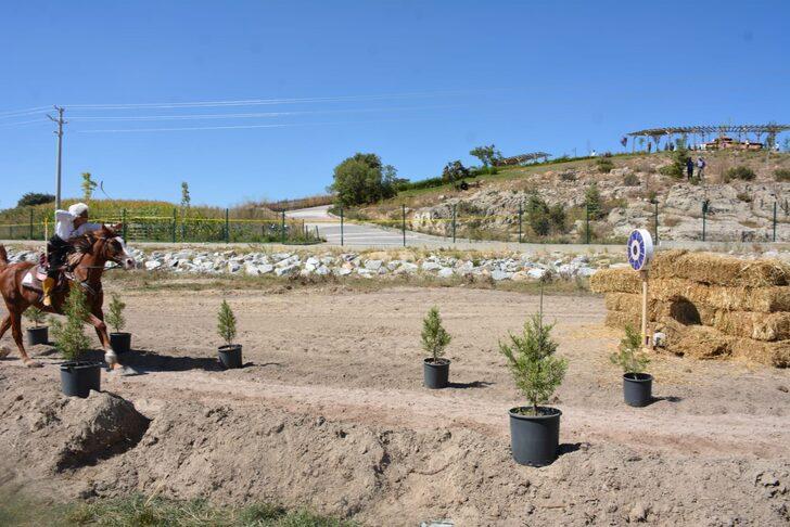 Atlı Okçuluk Türkiye Şampiyonası yarı final yarışları Afyonkarahisar'da sona erdi G2