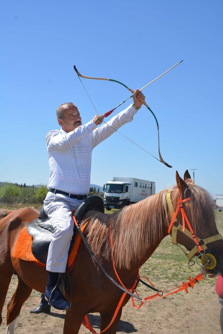 Atlı Okçuluk Türkiye Şampiyonası yarı final yarışları Afyonkarahisar'da sona erdi G3
