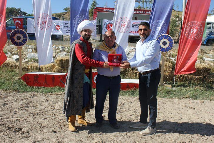 Atlı Okçuluk Türkiye Şampiyonası yarı final yarışları Afyonkarahisar'da sona erdi G4