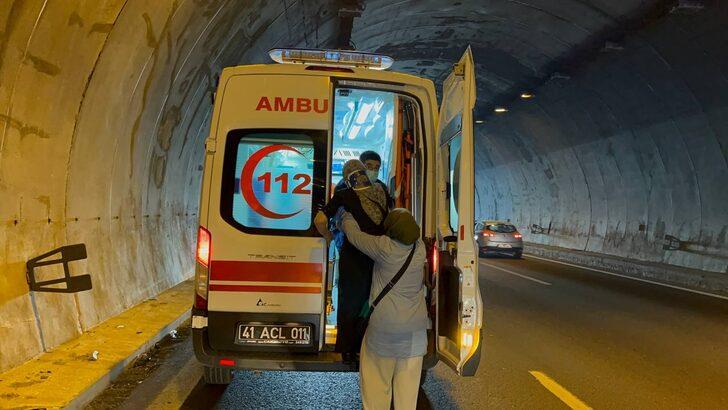 Kocaeli'de iki otomobilin çarpışması sonucu 2 kişi yaralandı G2