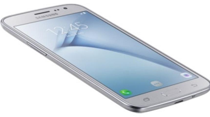 Samsung Galaxy J2 2016 ve Smart Glow resmileşti