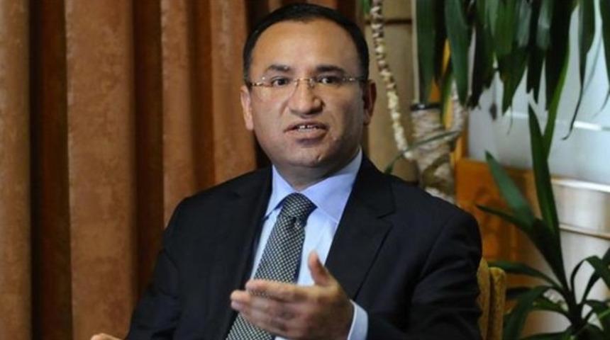 Bekir Bozdağ'dan sert tepki: FETÖ'nün tasmalı köpekleri