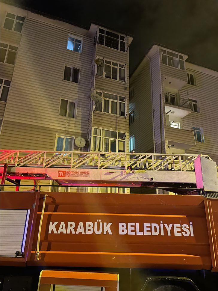 Karabük'te evde çıkan yangın hasara yol açtı G3