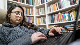 Maliyet 20 bin liraya çıktı, satışlar yarı yarıya düştü! Öğrenciler de esnaf da kara kara düşünüyor