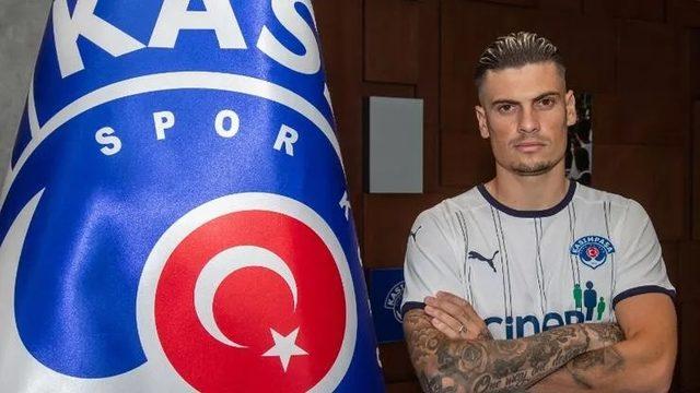Mickael Tirpan kimdir? Kasımpaşa futbolcusu Mickael Tirpan nereli ve kaç yaşında, yerli oyuncu mu yabancı oyuncu mu sayılıyor?