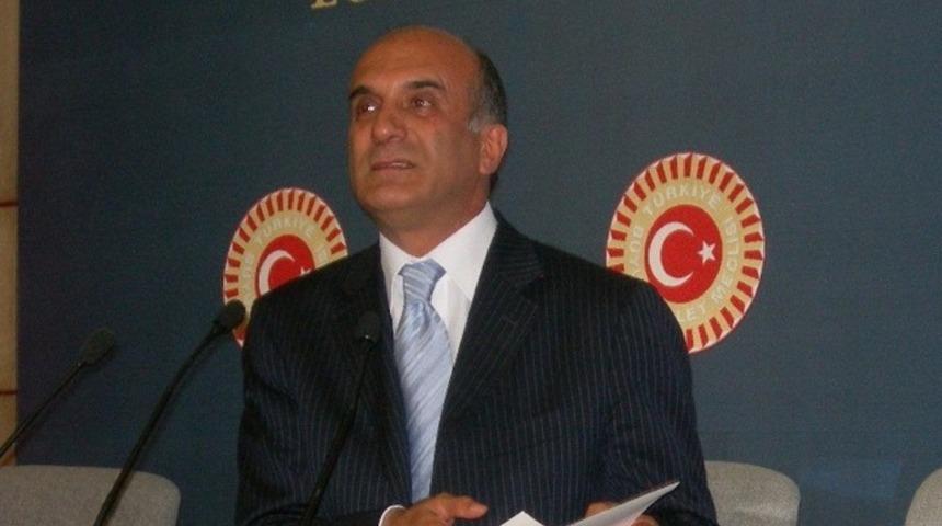 CHP'li Tekin Bingöl'e göre AK Parti-MHP işbirliğinin arkasında bakanlık sözü verilmesi var