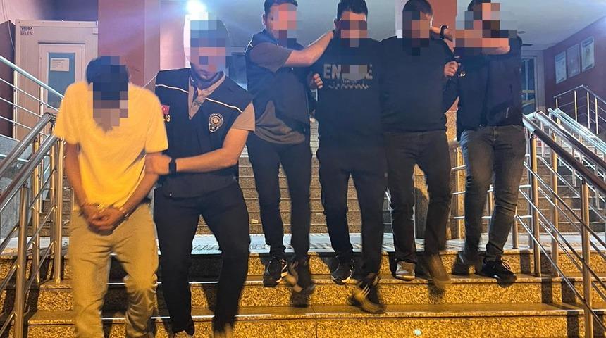 Kocaeli'de 22 düzensiz göçmen yakalandı